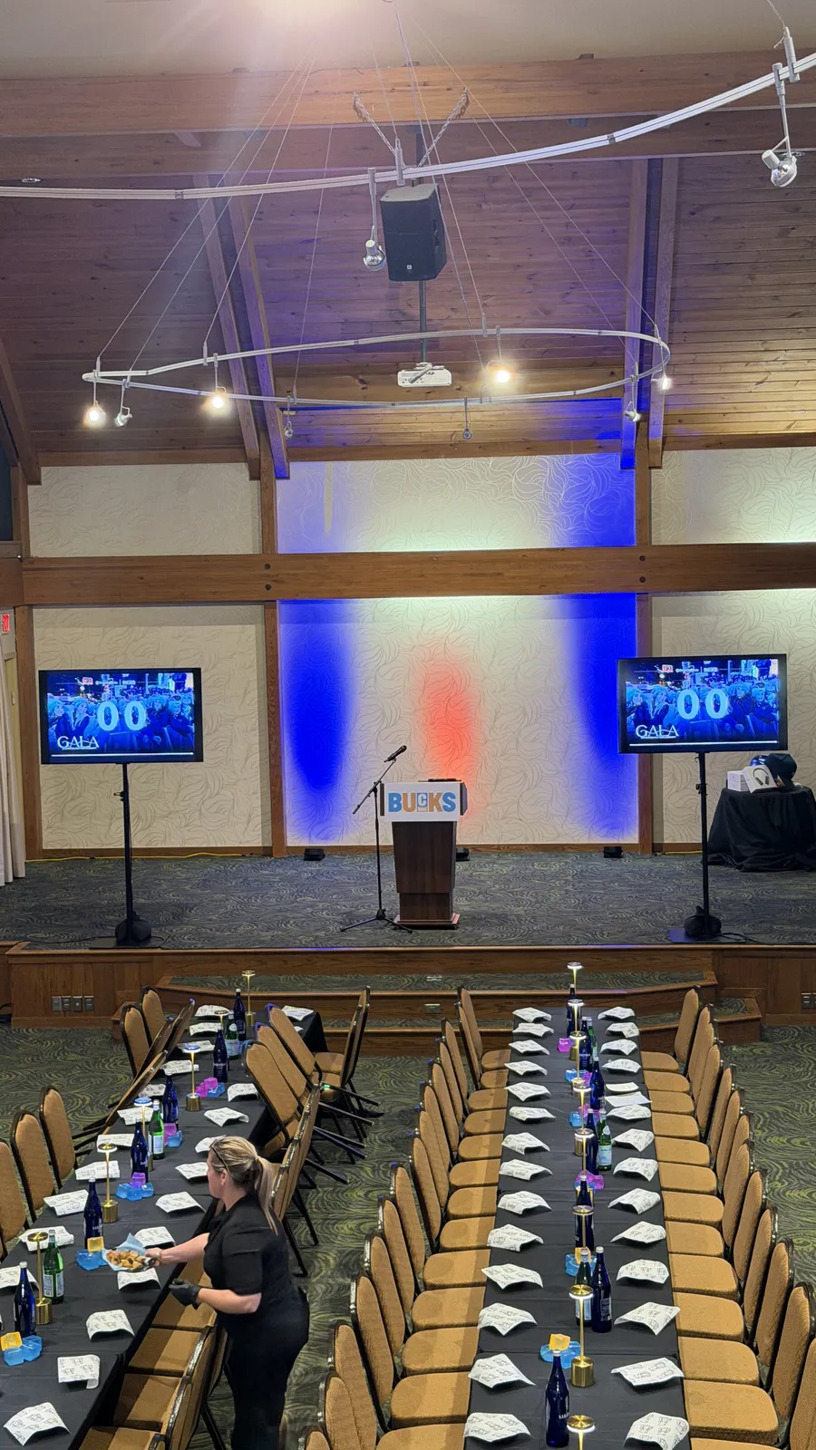 Accent LIVE Production screens, projection and branding at a corporate event